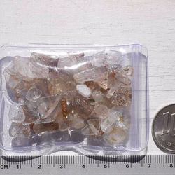 天然石 褐色針水晶さざれ石 約20g 約6mm〜14mm アンティークブロンズルチル[sa-170222-01] 5枚目の画像