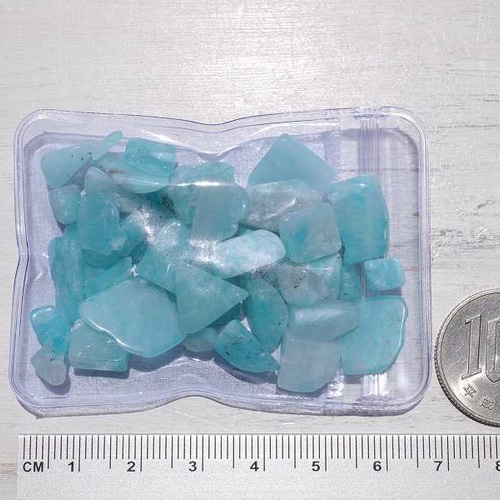 天然石アマゾナイト(天河石)大粒入り半透明さざれ石 約20g 約6mm〜25mm