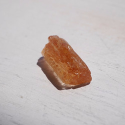 天然石インペリアルトパーズ(オウロ・プレット ブラジル産) 約2.5g 結晶原石 無処理[imt-170519-07] 2枚目の画像