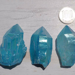 選べる♪天然石コーティング水晶 約31〜57g オーロラカラー蒸着水晶ライトブルー虹色[aq-170526-01A] 3枚目の画像
