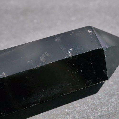 天然石チベット産モリオン(黒水晶)研磨ポイント 約78mm 約52g 1点もの