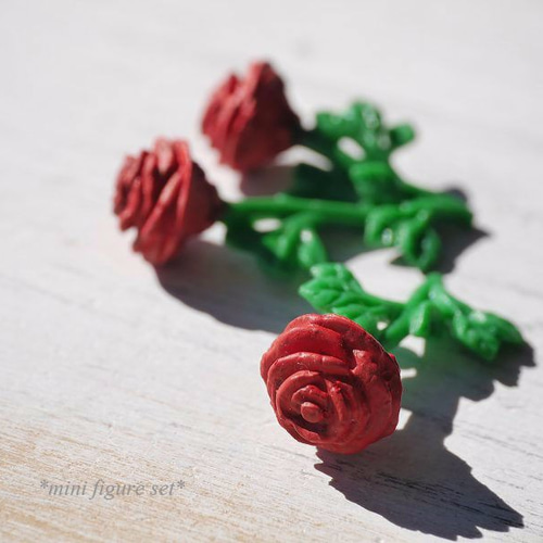 赤いバラ」3体セット ミニフィギュア☆サファリ社グッドラック・ミニ