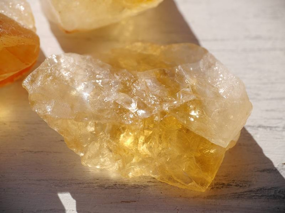 天然石シトリン非加熱(ブラジル産)3個セット 合計約53～54g ラフロック原石結晶黄水晶[cit-180117-01] 2枚目の画像