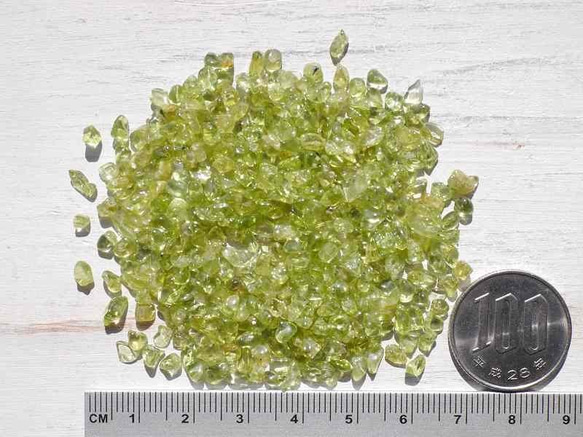 天然石ペリドット(ミャンマー産)小粒さざれ石 約20g 約2mm～5mm 穴なし 橄欖石[sa-180215-01] 4枚目の画像