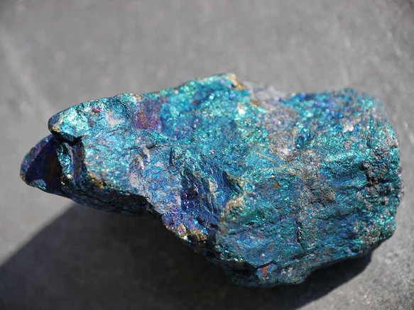 天然石チャルコパイライト(黄銅鉱)ペルー産 約55g 約51mm 結晶原石[chl-180227-04] 3枚目の画像