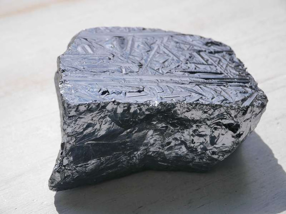 高純度テラヘルツ鉱石ラフカット大きい原石タンブル 約66g 約56mm [ter-180319-03] 6枚目の画像