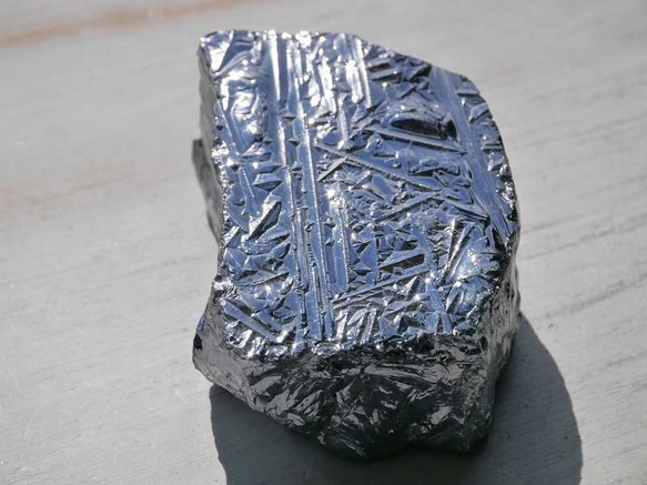 高純度テラヘルツ鉱石ラフカット大きい原石タンブル 約66g 約56mm [ter-180319-03] 7枚目の画像