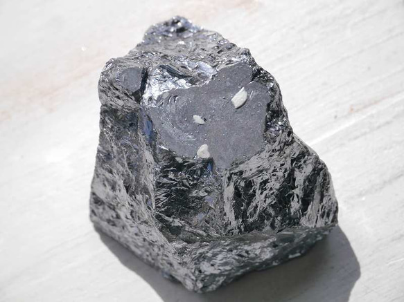 高純度テラヘルツ鉱石ラフカット大きい原石タンブル 約78g 約47mm [ter-180319-06] 4枚目の画像