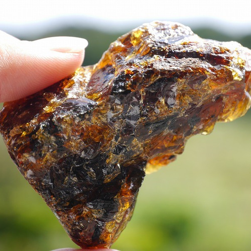 天然琥珀ブルーアンバー原石(スマトラ島産)約24g 約59×42×24mm 大きめ
