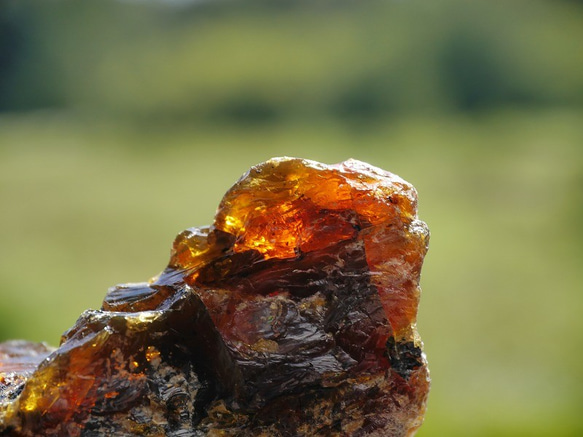 天然琥珀ブルーアンバー原石(スマトラ島産)約24g 約59×42×24mm 大きめ[blam-180927-03] 5枚目の画像
