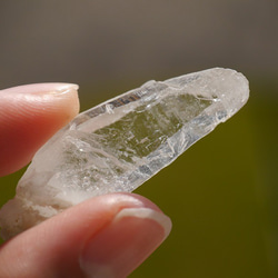 天然石ヒマラヤ水晶(ネパール・ガネーシュヒマール・ラパ産)約6.8g 原石結晶ポイント[ghq-181210-05] 2枚目の画像