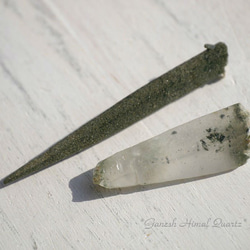 天然石ヒマラヤ水晶(ガネーシュヒマール・ラパ産)詰め合わせ合計約4.3gクローライト水晶[ghqc-181210-08] 1枚目の画像