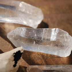 天然石ヒマラヤ水晶ポイント(ヒマラヤ山脈マニカラン産)6本 合計約50～52g 原石結晶[hq-181226-01] 2枚目の画像