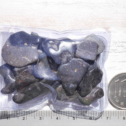 天然石ブラックマトリックスオパール大きめさざれ石 約25g詰合せ 約