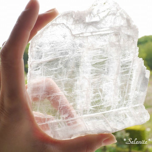 0117145 高品質　天然石セレナイトガネーシャ50＊97ミリ セレナイト パームストーン41♢Selenite♢天然石・鉱物