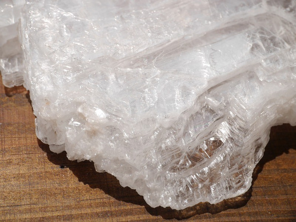 天然石セレナイト(ユタ州産)プレート状特大原石約293g最大幅約105mm 透明感[sel-190503-01] 2枚目の画像