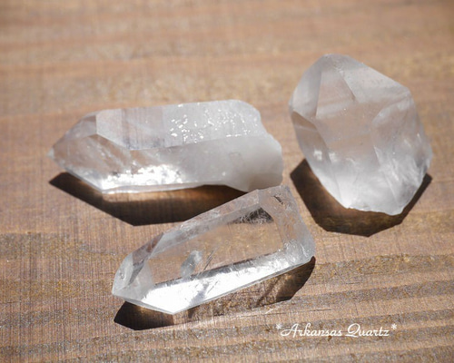 【高品質！】アーカンソー水晶 BIGポイント くっきり△ アーカンソー産 水晶｜ポイント・単結晶【原産地より直輸入】アップ