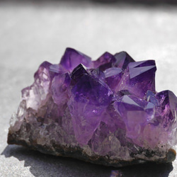 天然石アメジストクラスター(ウルグアイ産)約28.8g約40mm 現物☆濃色透明感紫水晶[uac-190529-01] 8枚目の画像