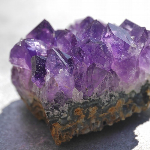 【専用】レア品質✿透明感抜群❀ウルグアイ産✿天然石アメジスト約14.3㍉ 14.9Kg ウルグアイ産 アメジストドーム同梱不可[T466-1496]