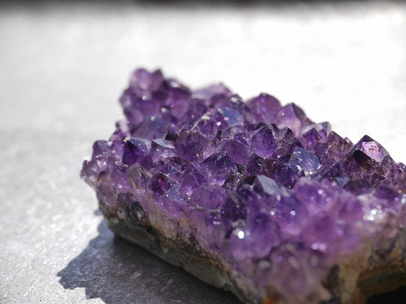 天然石アメジストクラスター(ウルグアイ産)約35.7g約54mm 現物☆濃色透明感紫水晶[uac-190529-04] 7枚目の画像