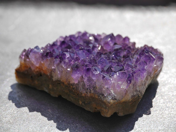 天然石アメジストクラスター(ウルグアイ産)約40.3g約54mm 現物☆濃色透明感紫水晶[uac-190529-05] 9枚目の画像
