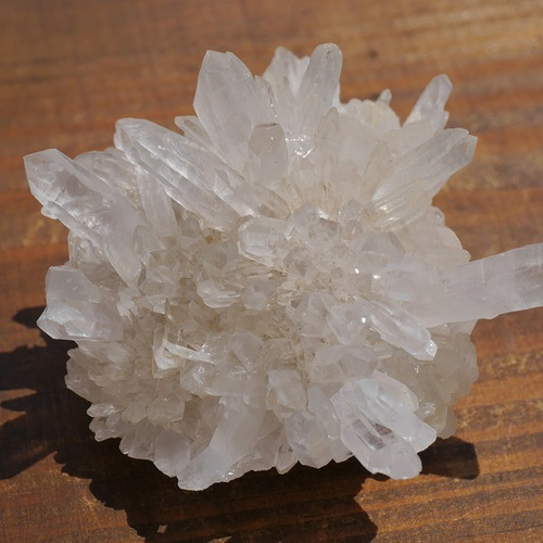 天然石ブルガリア産 水晶クラスター 約101g 約高40mm幅69mm 花のように 