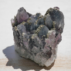 天然石ブルガリア産 パイライト共生ブラックアメジストクラスター 約33.4g 紫水晶[bapc-190824-02] 3枚目の画像