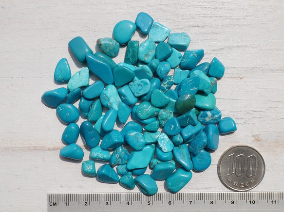 天然染色ターコイズ(アリゾナ産)色調整さざれ石 約50g約7mm～16mm穴なし12月誕生石[sa-190904-01] 4枚目の画像