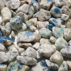 天然石アズライトイングラナイト(ヒマラヤK2産)さざれ石約50g約3mm～10mm穴なし[sa-190904-02] 2枚目の画像