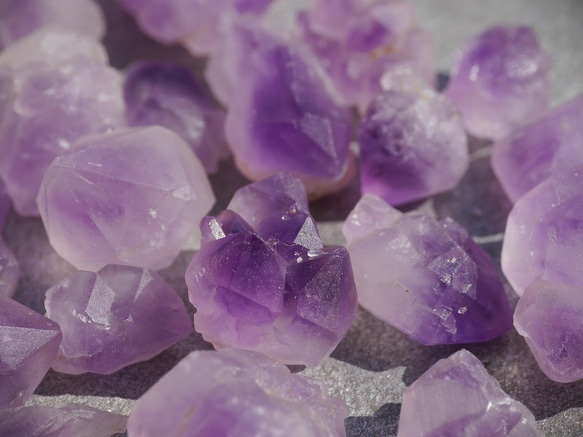 天然石シリウスアメジスト(ケニア産)原石約50g約8～28mm詰合せ 紫水晶ラベンダー[sram-191010-01] 2枚目の画像