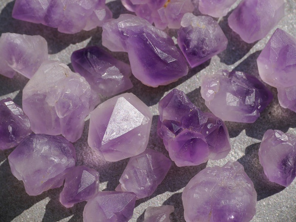 天然石シリウスアメジスト(ケニア産)原石約50g約8～28mm詰合せ 紫水晶ラベンダー[sram-191010-01] 3枚目の画像