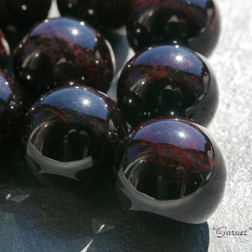 天然石ガーネット(インド産)スフィア穴なし丸玉約17～18mm 単品1