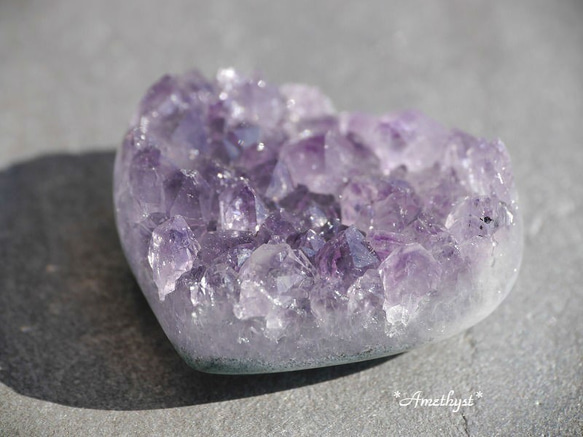 天然石アメジスト(ブラジル産)ハート型クラスター 約24g 約38×32×17mm 紫水晶[amh-191210-04] 1枚目の画像