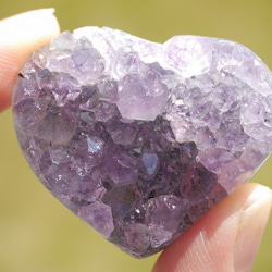 天然石アメジスト(ブラジル産)ハート型クラスター 約24g 約38×32×17mm 紫水晶[amh-191210-04] 4枚目の画像