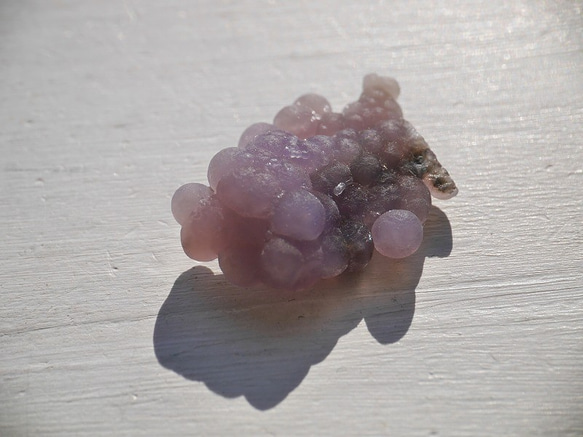 天然石グレープカルセドニー(インドネシア産)約3.2g約25mm 結晶原石ぶどう状紫玉髄[gc-200117-01LD] 2枚目の画像