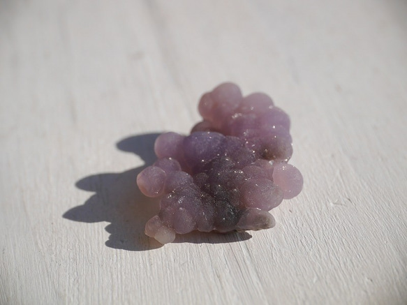 天然石グレープカルセドニー(インドネシア産)約3.2g約25mm 結晶原石ぶどう状紫玉髄[gc-200117-01LD] 3枚目の画像