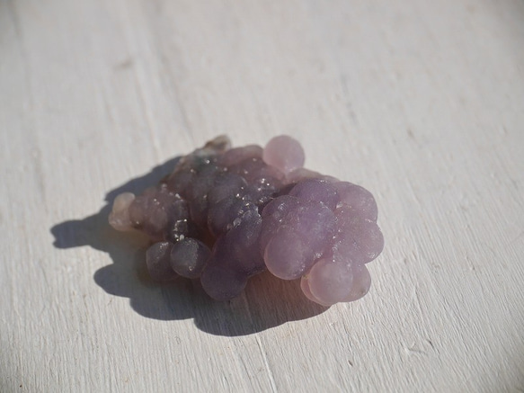 天然石グレープカルセドニー(インドネシア産)約3.2g約25mm 結晶原石ぶどう状紫玉髄[gc-200117-01LD] 8枚目の画像