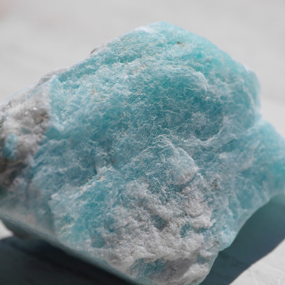 天然石アマゾナイト(ペルー産)約57g約48mm原石 ナチュラル天河石ホープストーン[amz-200307-02] 8枚目の画像