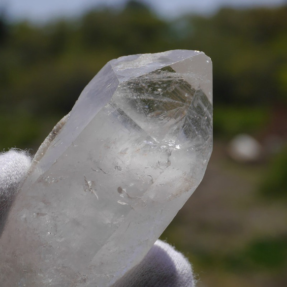 天然石ヒマラヤ水晶ポイント(ヒマラヤ山脈マニカラン産)約52g約63mm 原石結晶鉱物[hq-200518-01] 6枚目の画像