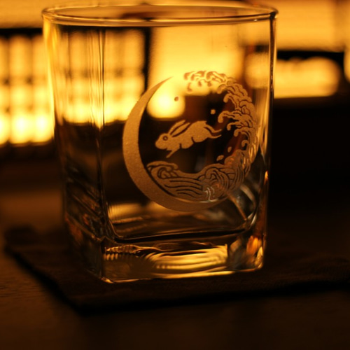 【レア物】江崎グリコ５０周年記念 源右衛門 カチカラス絵 陶板額装箱 治五右衛門塗八角箱「曙光 - Python Ⅱ」(十六代 小原治五右衛門