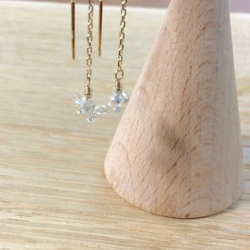 randerful様オーダー品 ゴマ粒ダイヤの金平糖ピアス 0.59ct K18 ピアス  