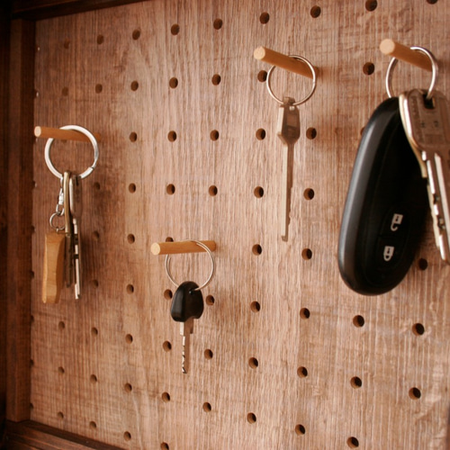 家具 ウォールシェルフ ハンドメイド キーフック 置き型 壁掛け 有効ボード C 玄関キーラック 壁掛けラック・ウォールシェルフ dorint 通販