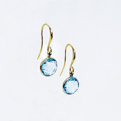 14Kgf｜Sky blue topaz earrings ピアス or イヤリング 2枚目の画像