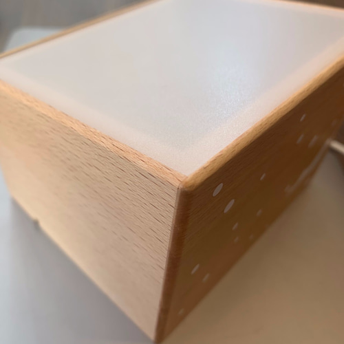 イトナイトライト 常夜灯 木製 無垢木 ライトボックス スタンドライト