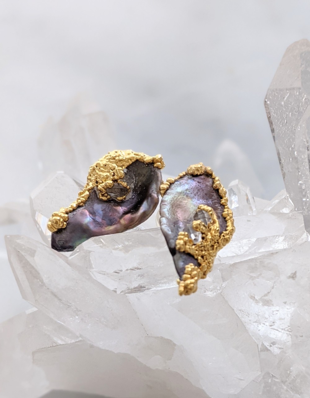 はなびらパール　ピアス 6,958円