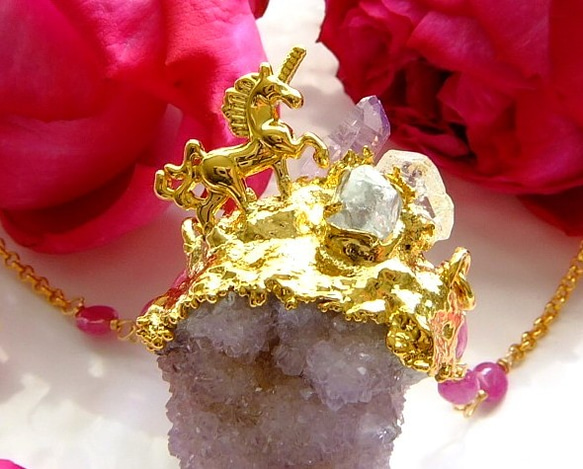スピリットクォーツ（カクタスクォーツ）ベラクルスアメジストとハーキマーダイヤモンドのユニコーンネックレス 2枚目の画像