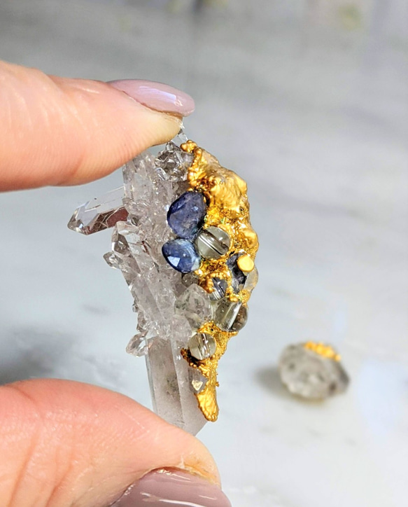 Thomas Gon Saga水晶串和Herkimer鑽石不對稱耳環 第2張的照片