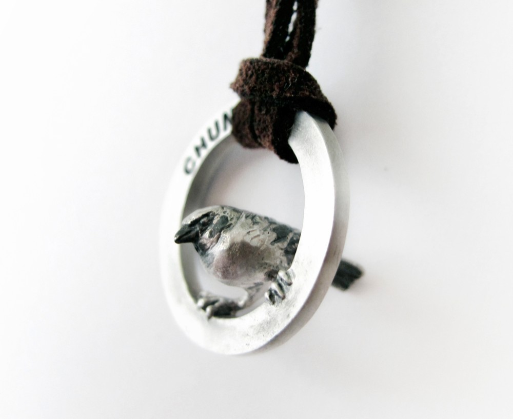 スズメリングネックレス