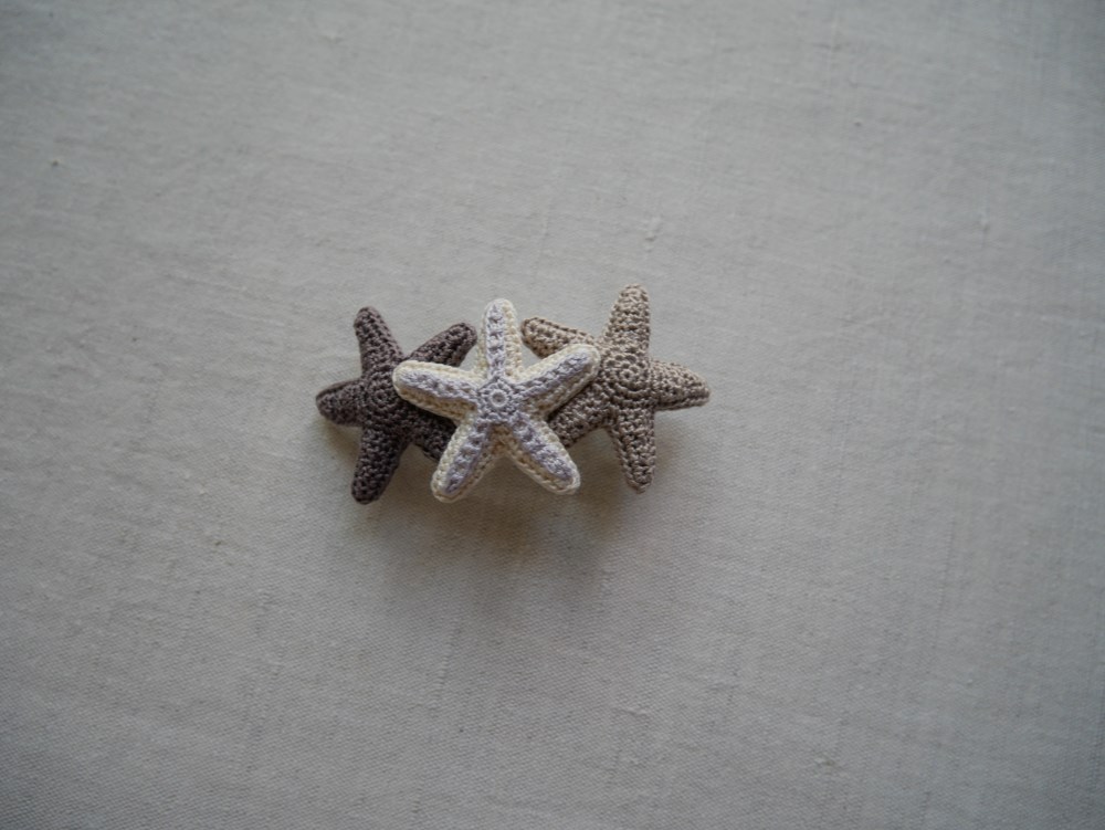 ヒトデのバレッタ　　　　　　　　　　　　　　　　　　　〈ブラウン×パープル〉