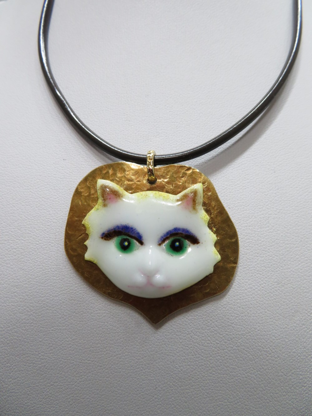 七宝焼・銀粘土・ガラス・金属・彫金彫刻・レジン等のコラボ作品でアクセサリー～立体物・額等の手工芸作品指導